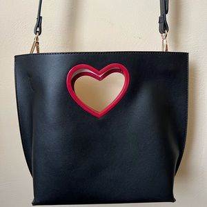 ModCloth Structured Heart Bag ♥️